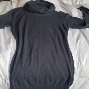 Forever 21 crowl/turtleneck